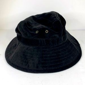 Old Navy Black Velvet Bucket Hat NWT